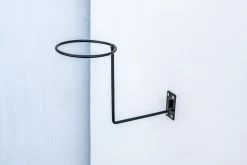 Helm Houder Muurstandaard MC Essentials 13 Helm Houder Muurstandaard MC Essentials -Kortingswinkel Voor Motoruitrusting P1260998 9cb8