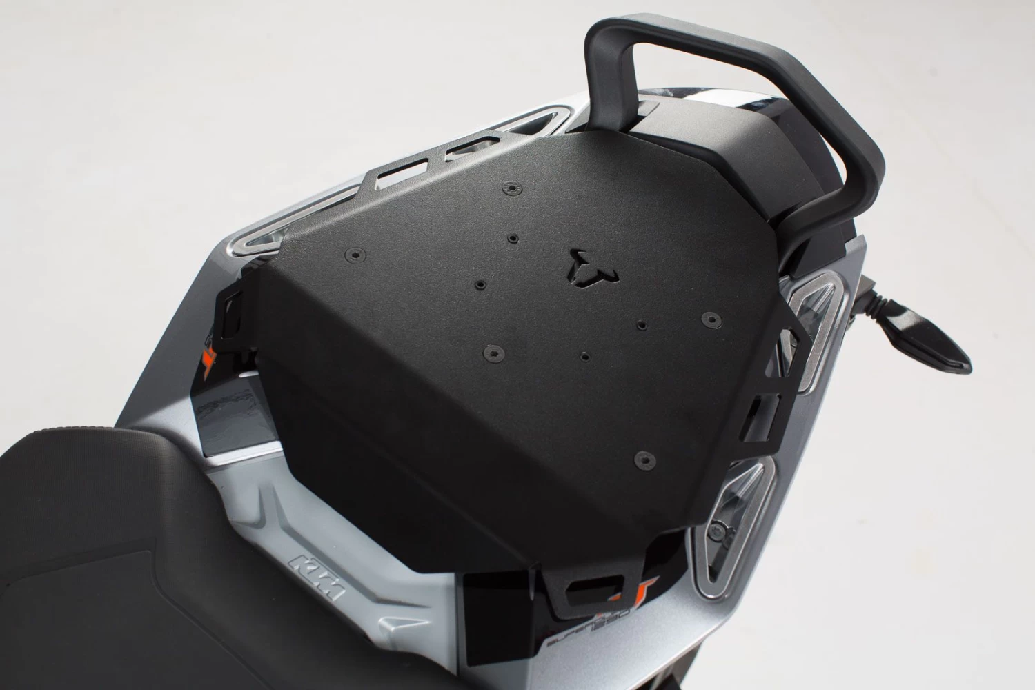 SW-Motech Zadel Bagagerek KTM 1290 Super Duke GT (16-) 5 SW-Motech Zadel Bagagerek KTM 1290 Super Duke GT (16-) - Afbeelding 3