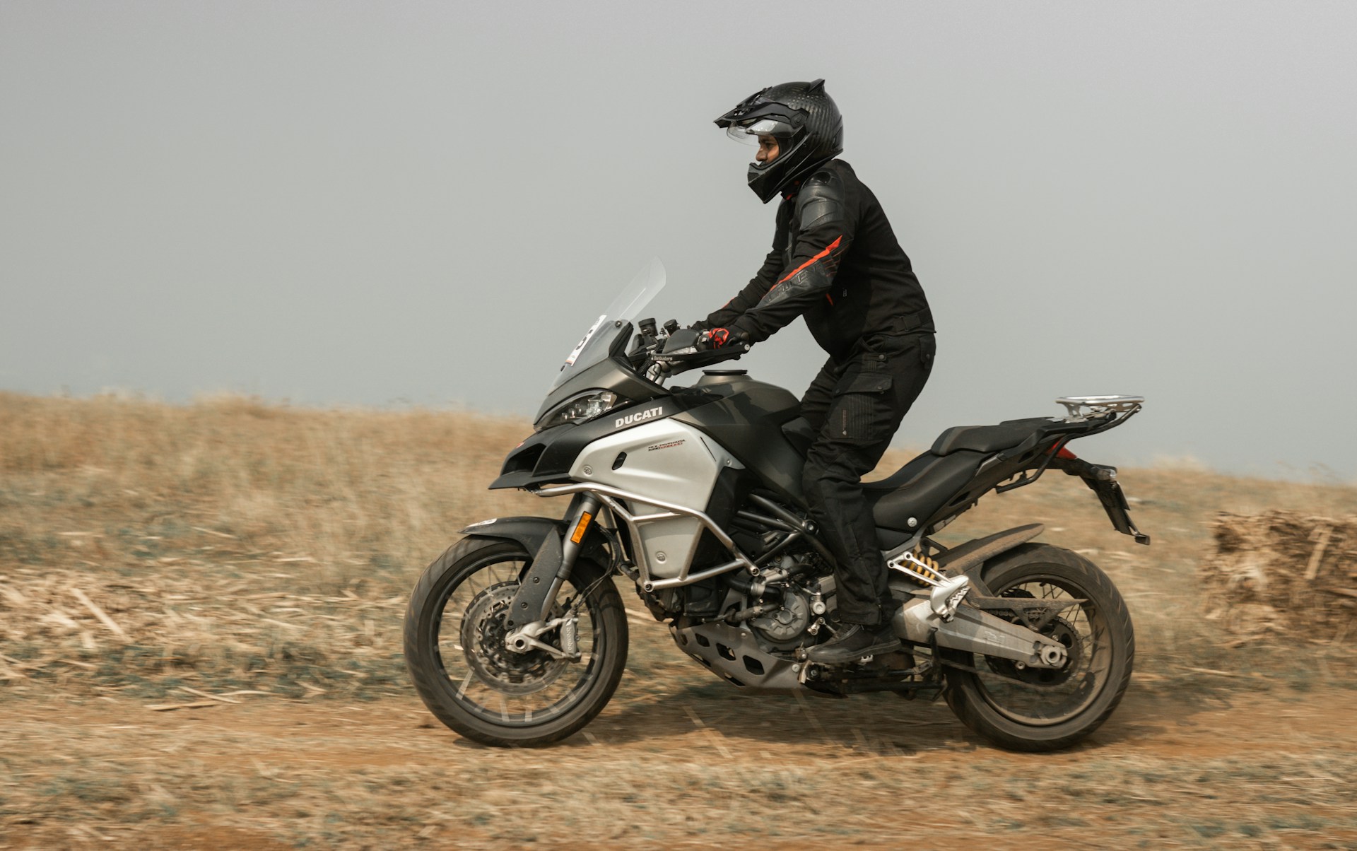 Kortingswinkel Voor Motoruitrusting -Kortingswinkel Voor Motoruitrusting kishan kanojia x1rCZEy3ipE unsplash